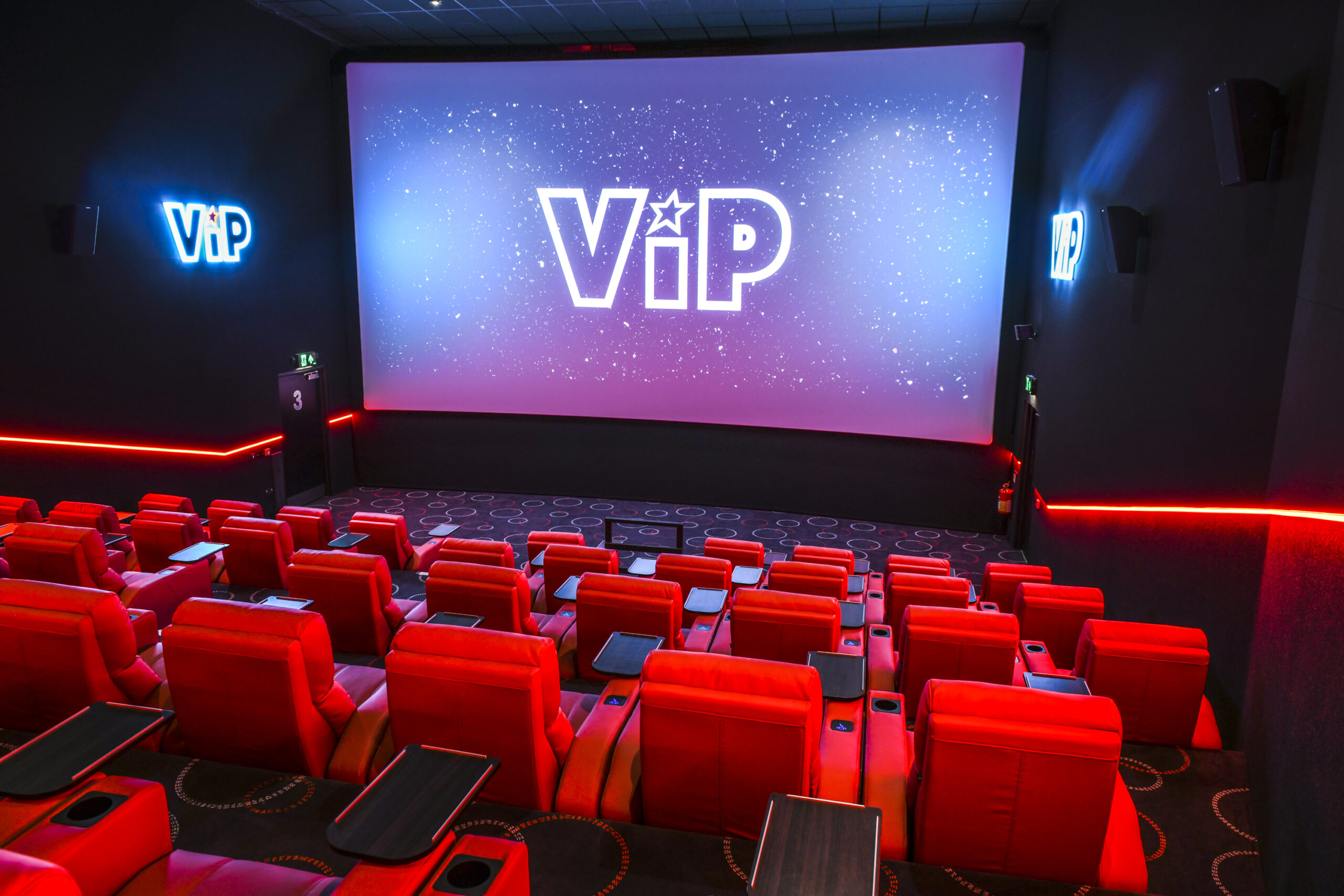 No Time To Die – Cineworld Greenwich VIP Experience