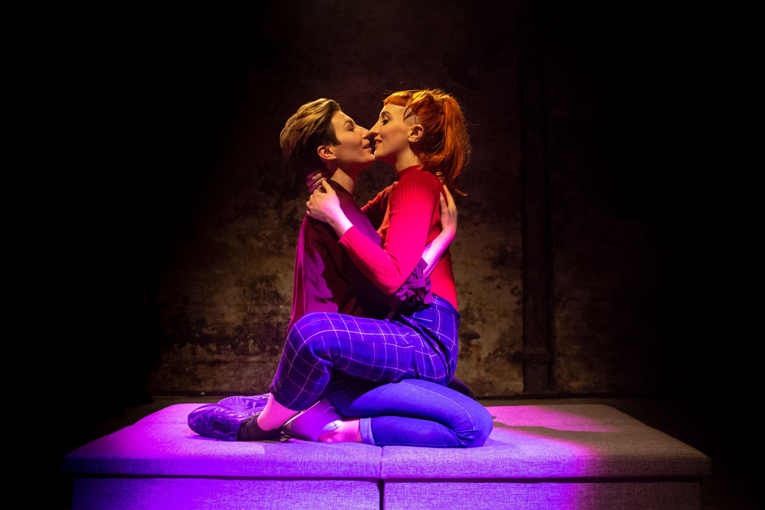 Juniper and Jules at the Soho Theatre: A Dynamic but Corny Exploration of Queer Love