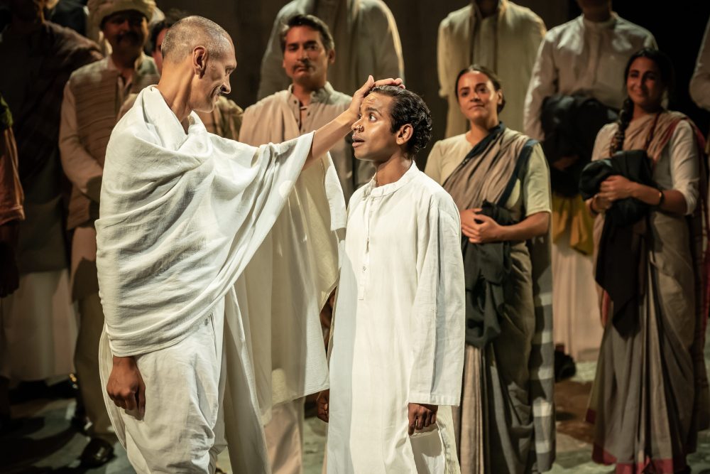 Review: The Father and the Assassin- a cautionary tale on the dangers of extreme nationalism, National Theatre until 14 October