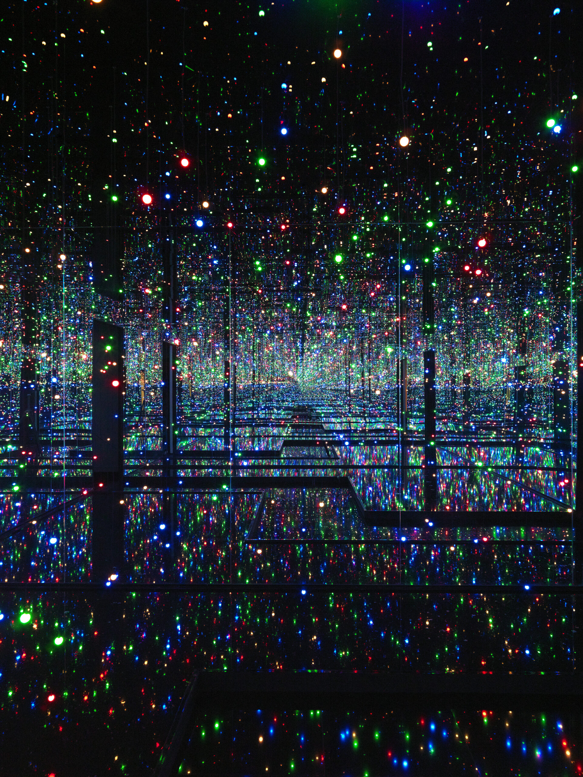 Yayoi Kusama’s ‘Infinity Mirror Rooms’ – Tate Modern Review