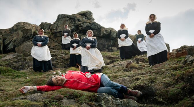 Film Review: ENYS MEN-Surreal Nature as Aesthetic Thriller